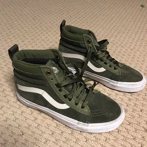 Vans SK8-Hi green high tops- never worn!